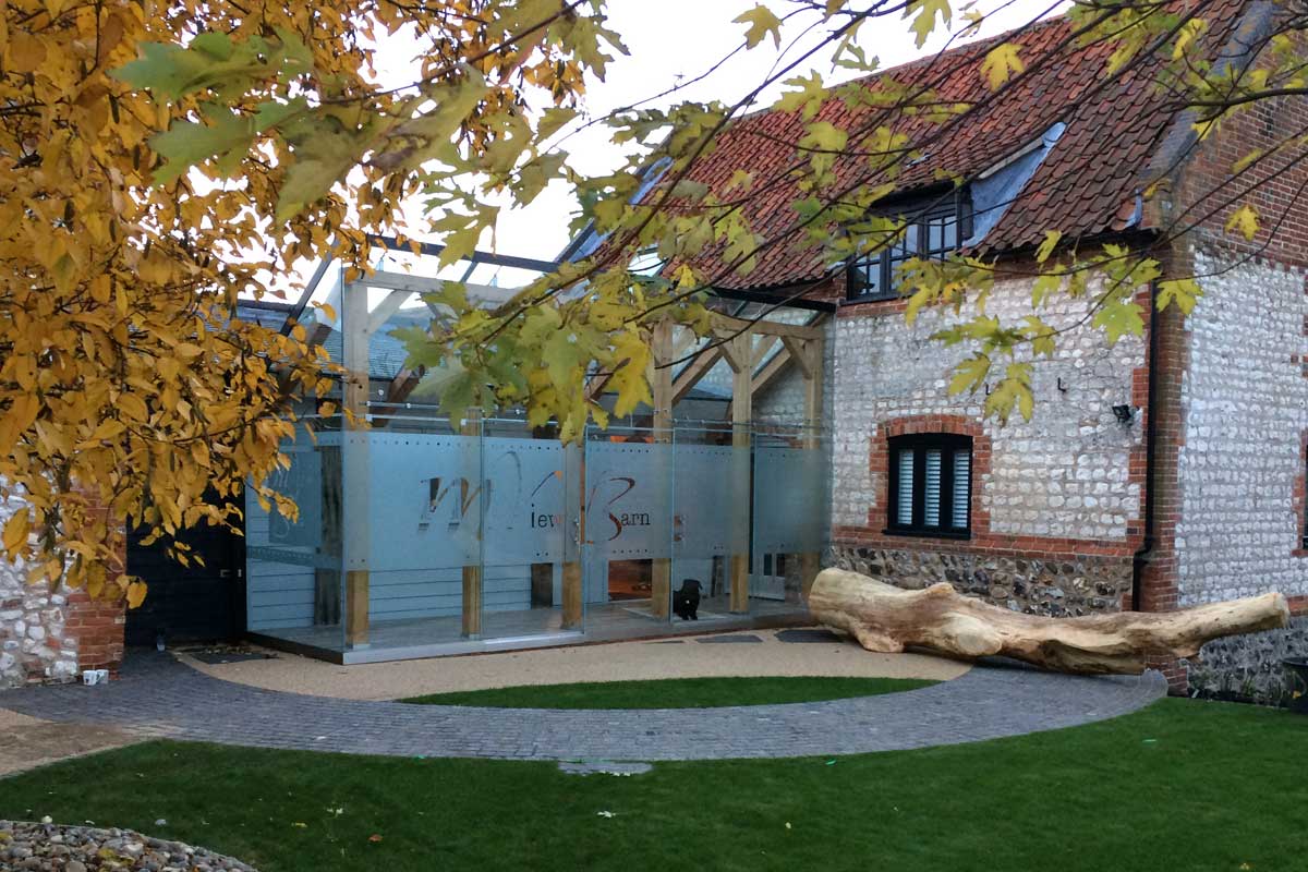 front-garden-tree-in-its-final-resting-place